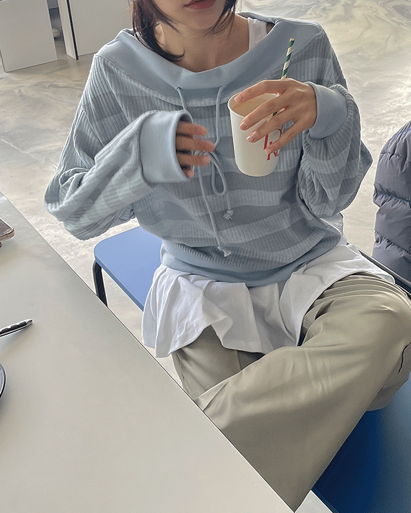 포켄 루즈핏 배색 단가라 오프숄더 맨투맨(2color)